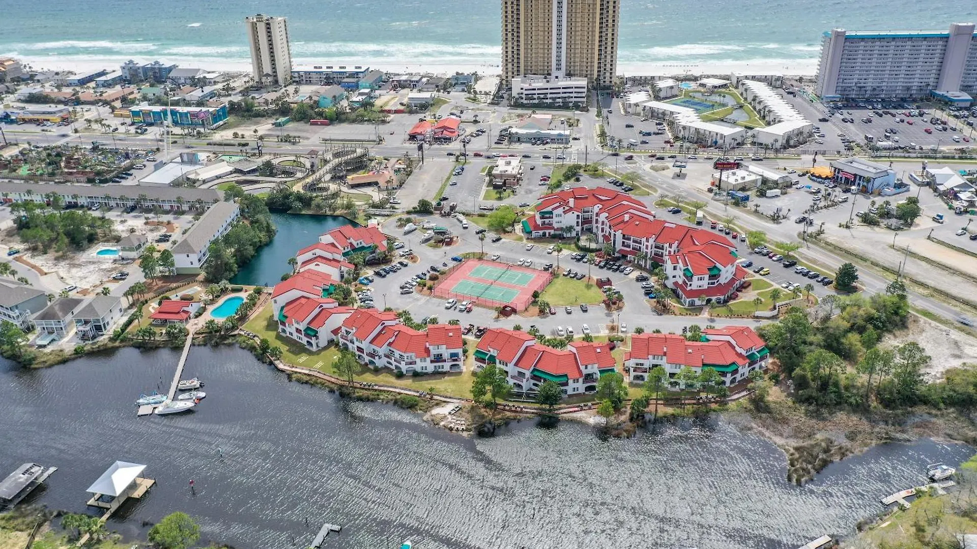Apartment St Thomas Square By Panhandle Getaways Panama City Beach